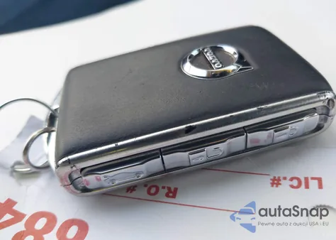 2019 Volvo Xc60 T6 Inscription z USA, uszkodzony, nr VIN YV4A22RL0K1342162